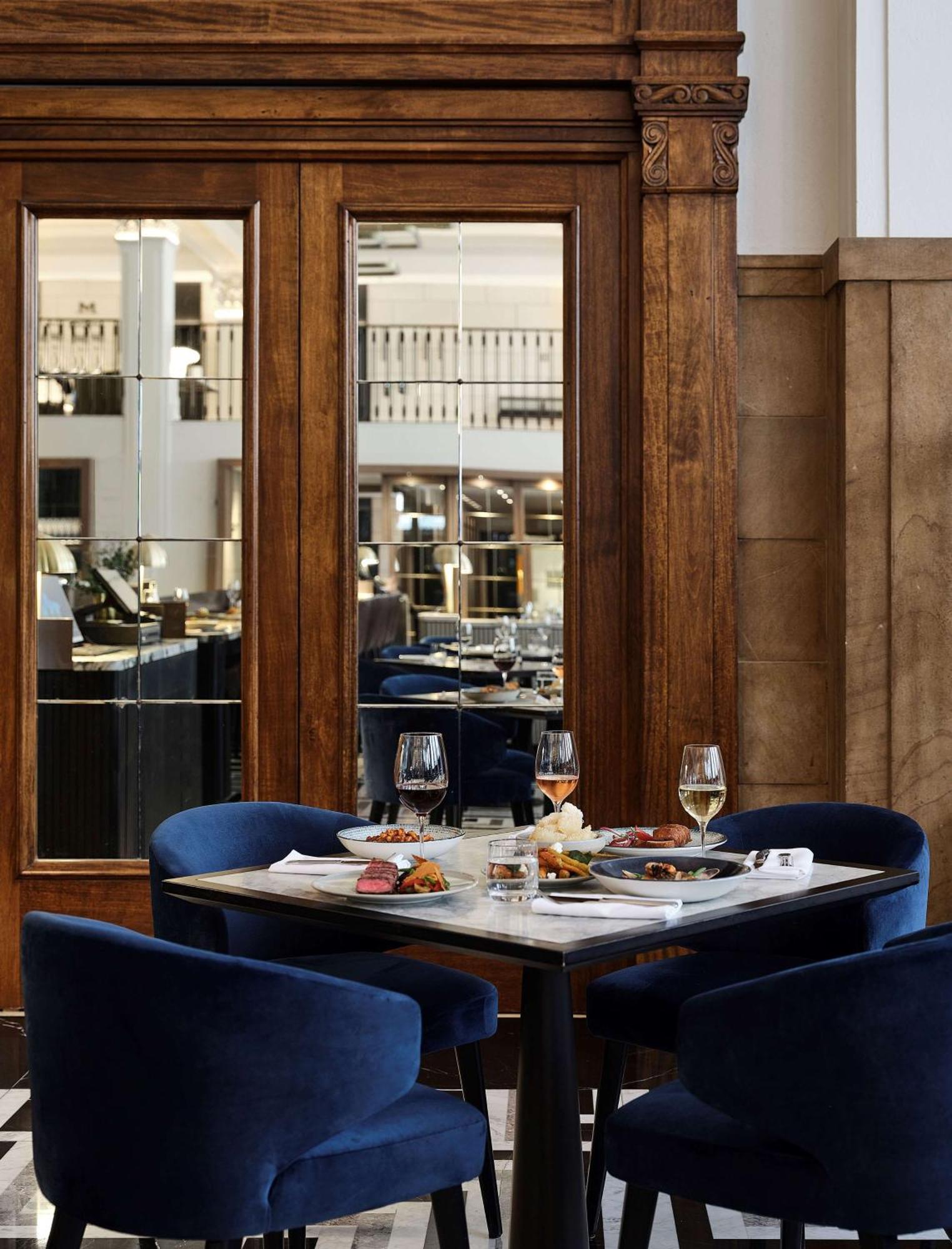 Hilton Melbourne Little Queen Street Экстерьер фото The restaurant