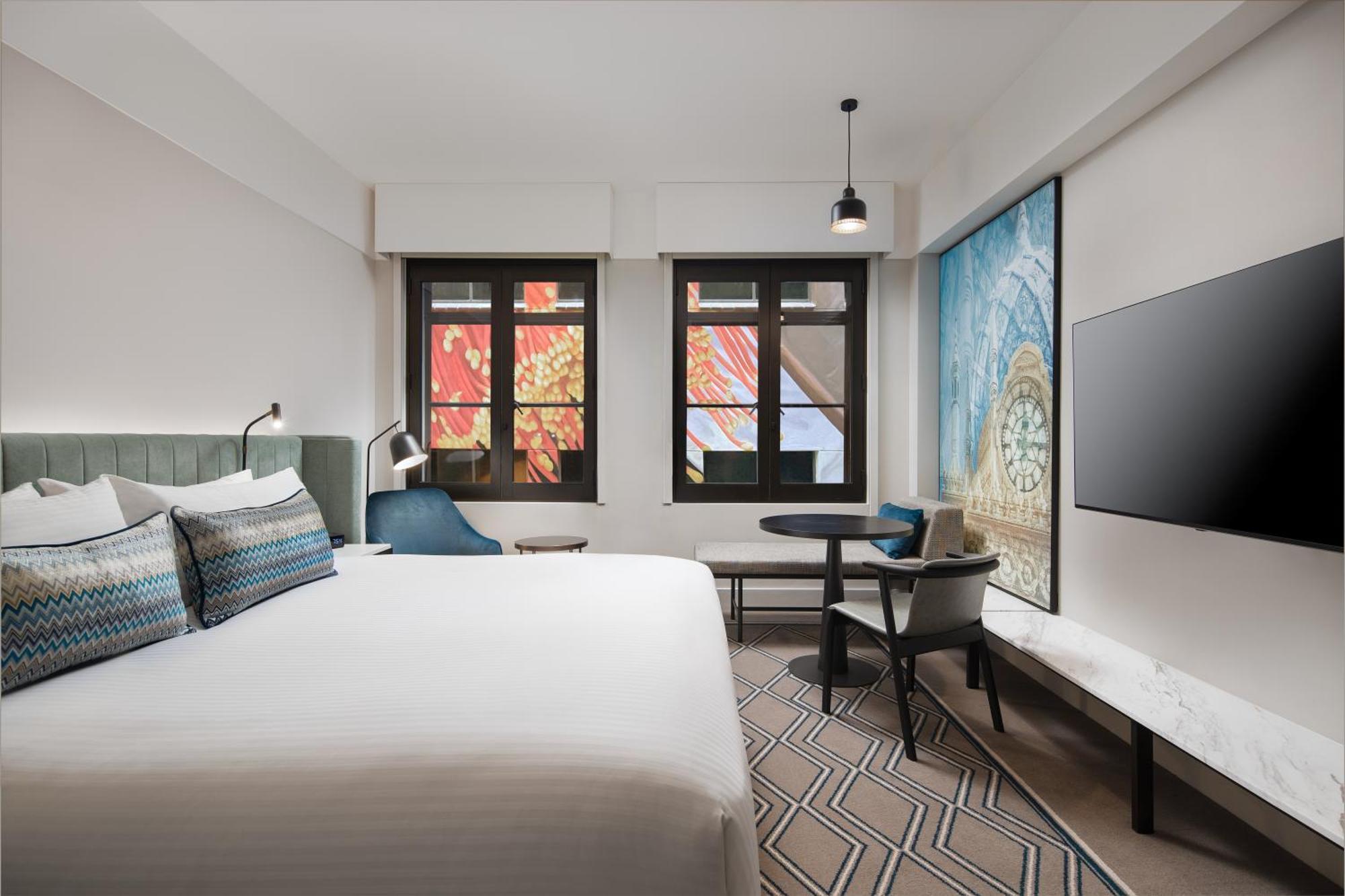 Hilton Melbourne Little Queen Street Экстерьер фото A room at the hotel